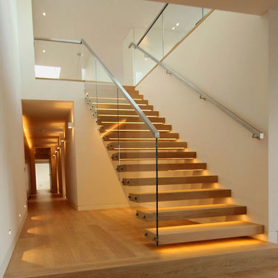 Drijvende Trap 12mm van de Graniet Rechte Vlucht Glastraliewerk Aangepaste Grootte